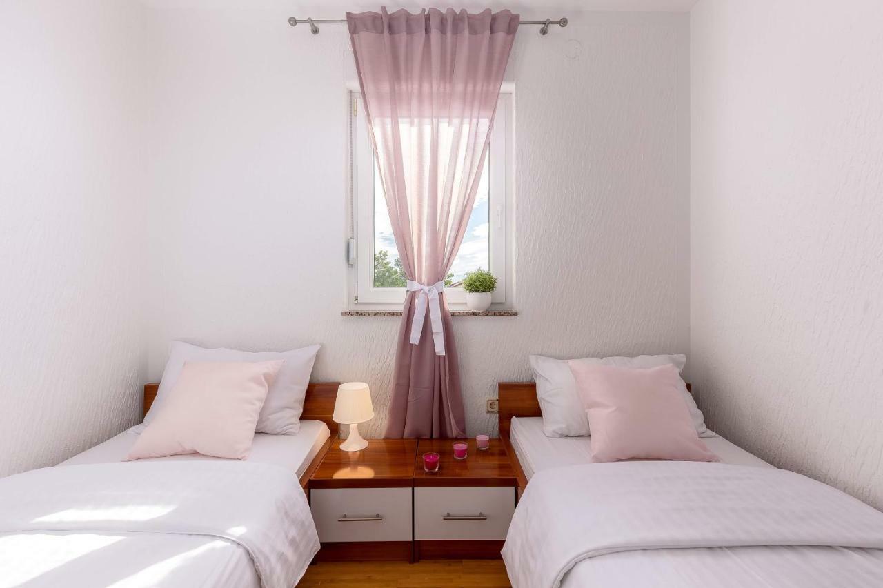 Apartments Villa Maria Crikvenica Dış mekan fotoğraf